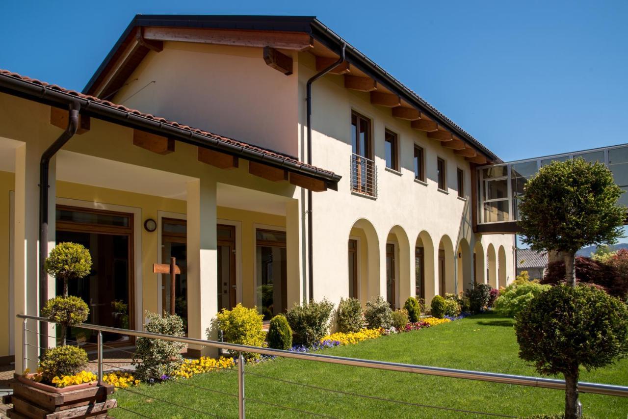Resort Monviso Sanfront Esterno foto