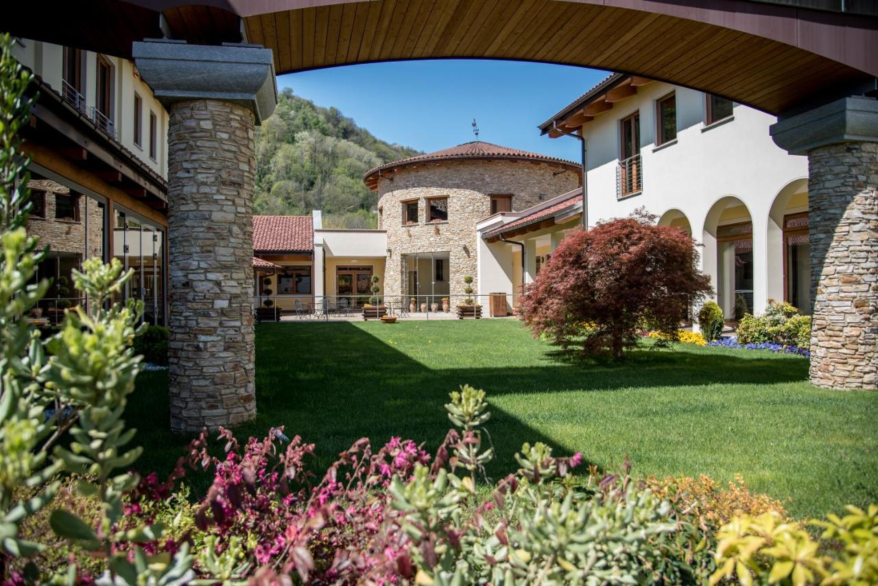Resort Monviso Sanfront Esterno foto